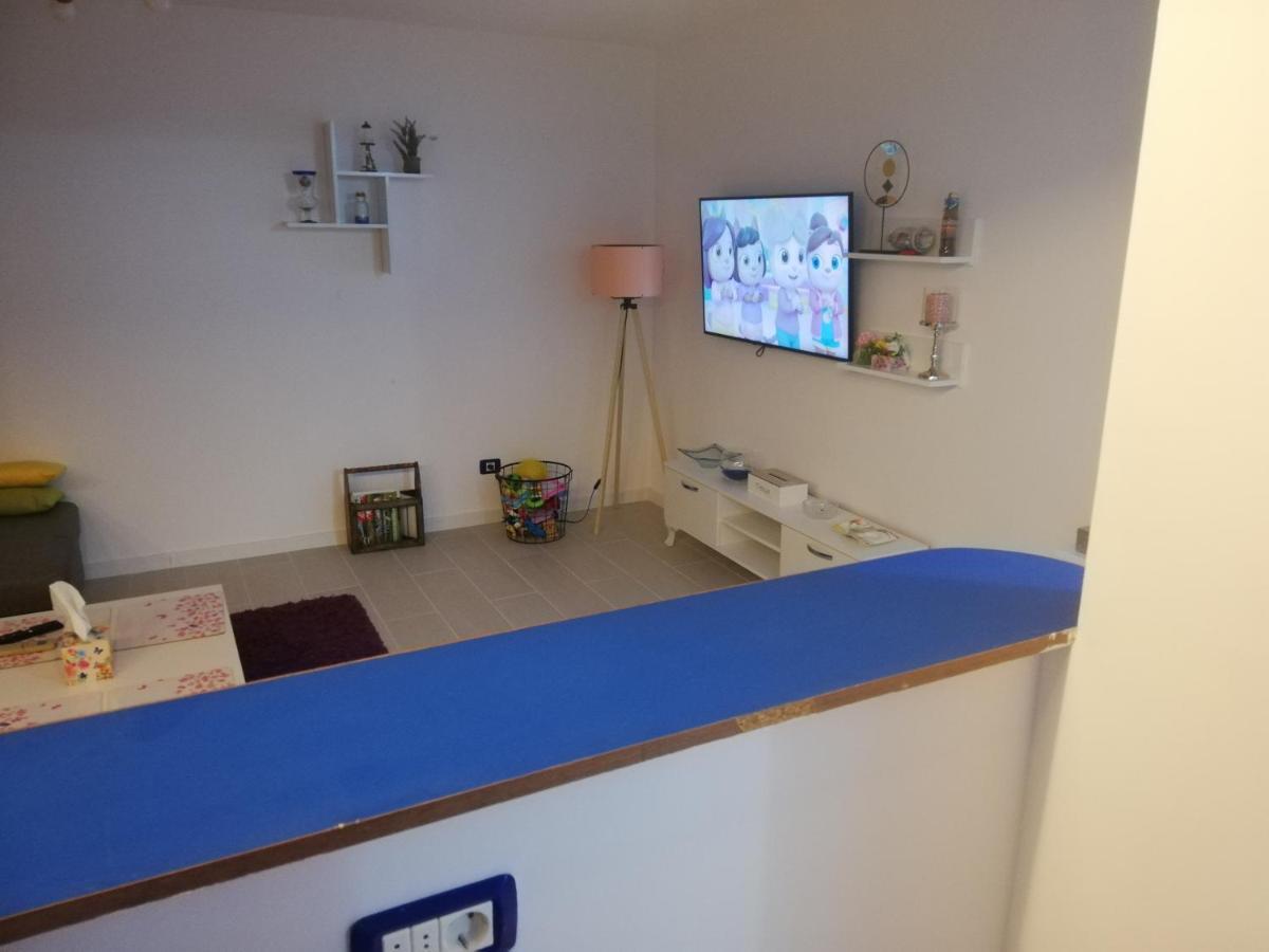 Sensation Blue Apartment Constanta Bagian luar foto